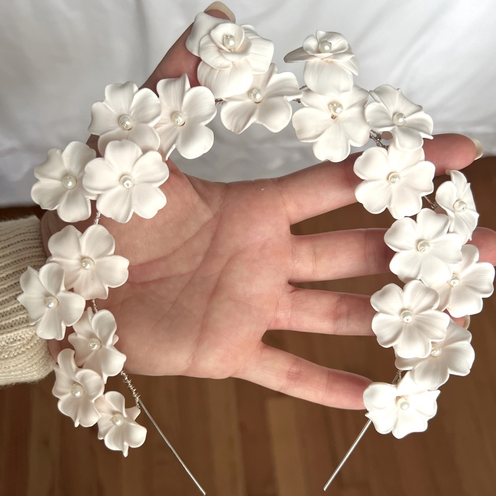 Floral wedding, bridal shower, or other bridal moment head piece